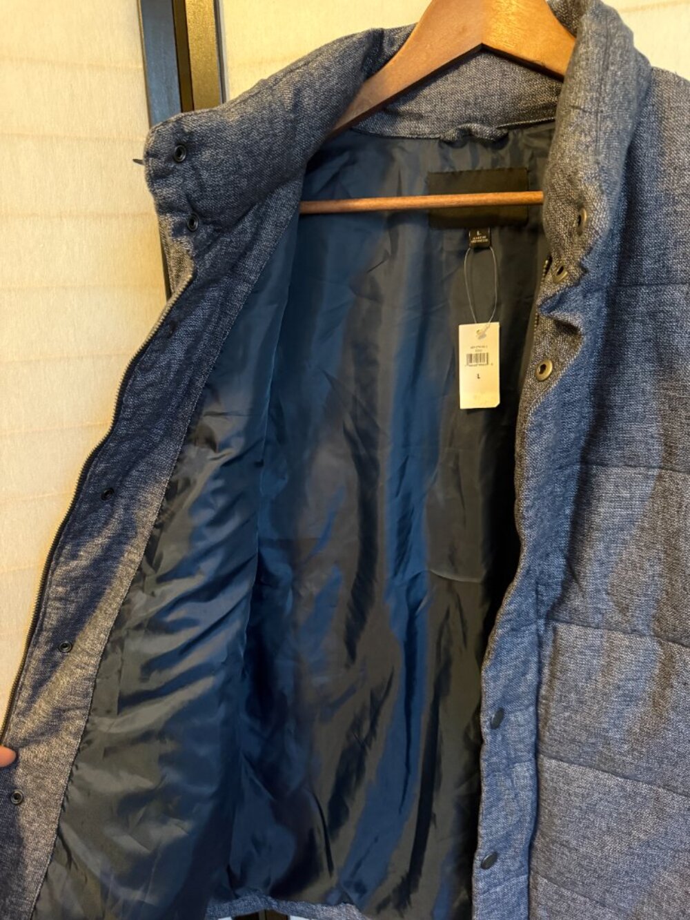Banana Republic Quilted Puffer Vest (NWT) - Picture 3 of 8